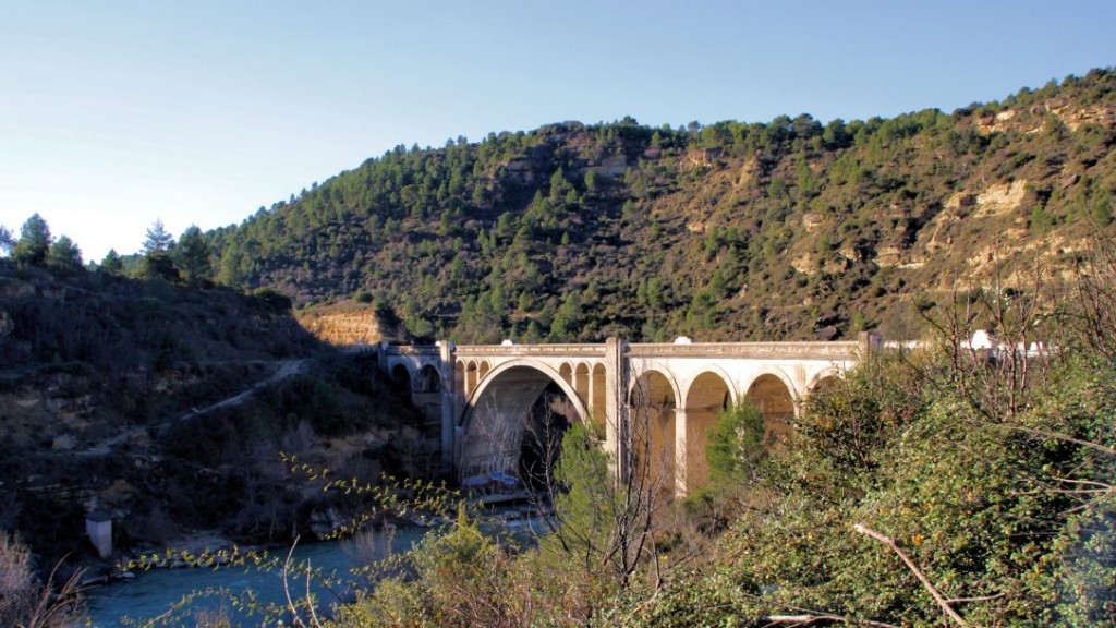 Puente sobre el río Gállego