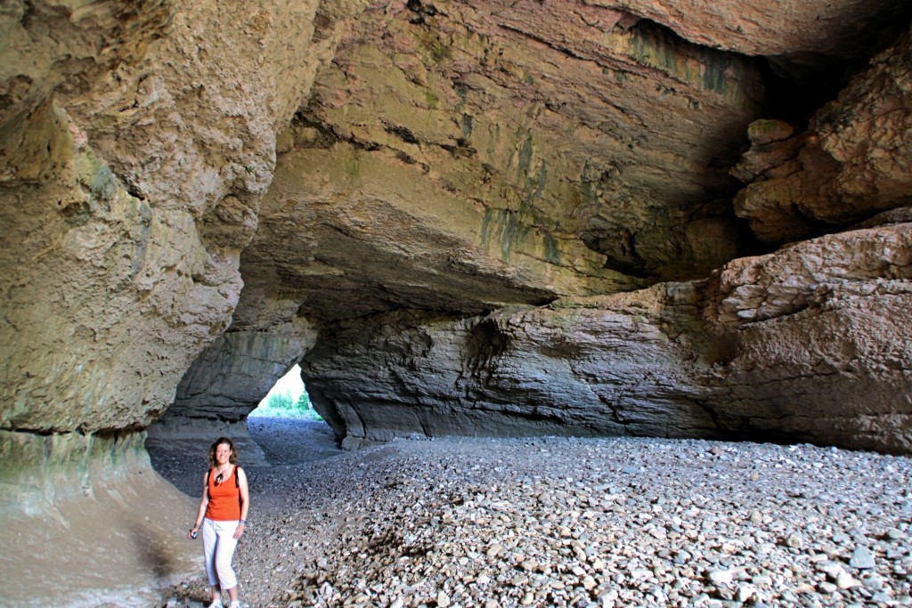 Gargantas y cuevas del Cesse