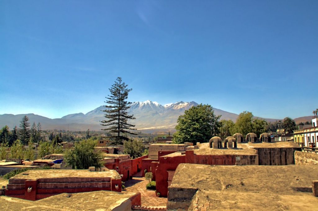 Cordillera andina desde el mirador del Monasterio de Santa Catalina