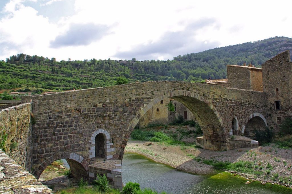 Puente románico de Lagrasse