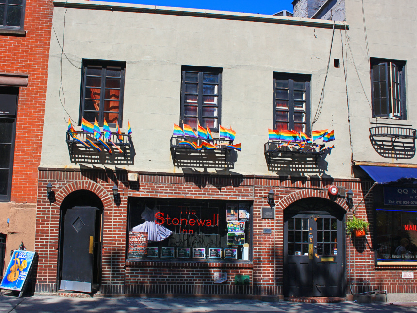 Historia de Nueva York resumida - Stonewall Inn