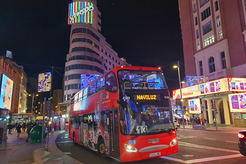 Naviluz, el bus de las luces de Navidad