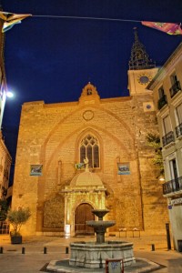 Catedral de Perpignan de noche