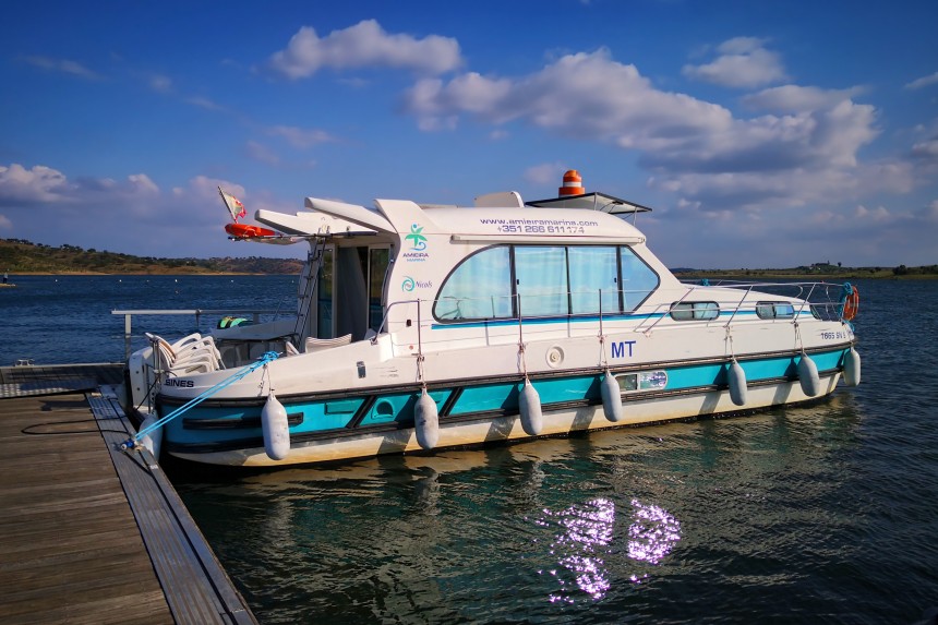 barco de alquiler en Amieira Marina