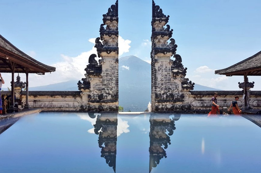 foto fake de Pura Lempuyang en Bali