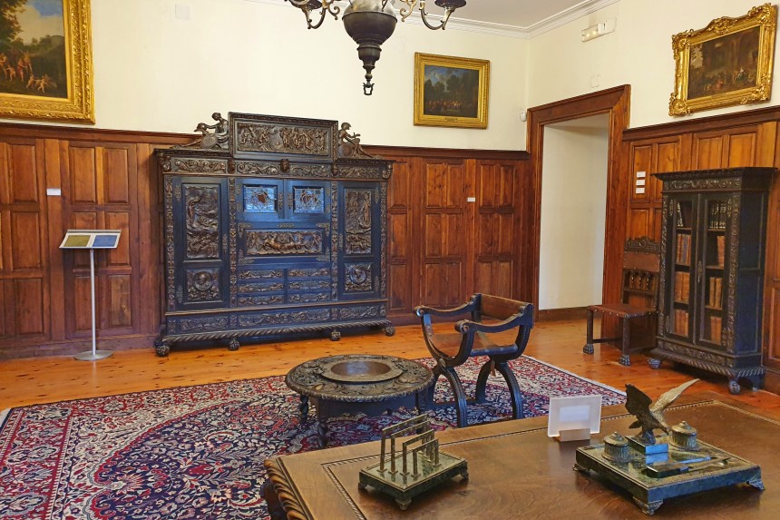 interior del museo Quiñones de León