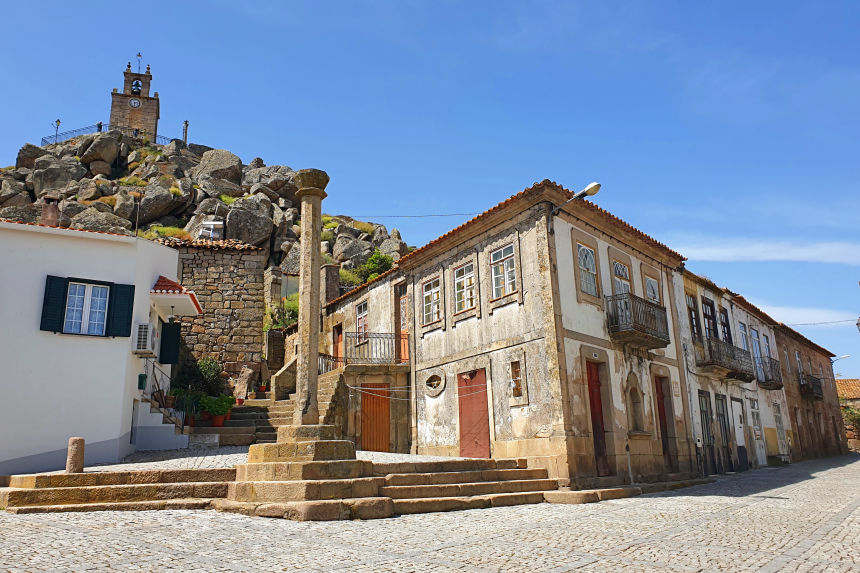 Torre del Reloj de Mêda