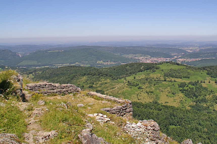 restos del pueblo medieval fortificado de Montségur