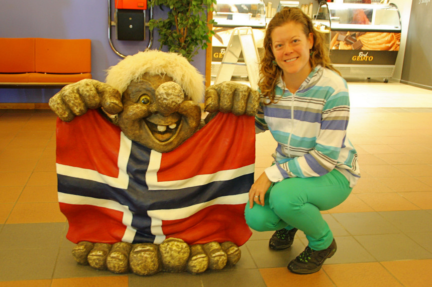 trol en la estación de Flåm