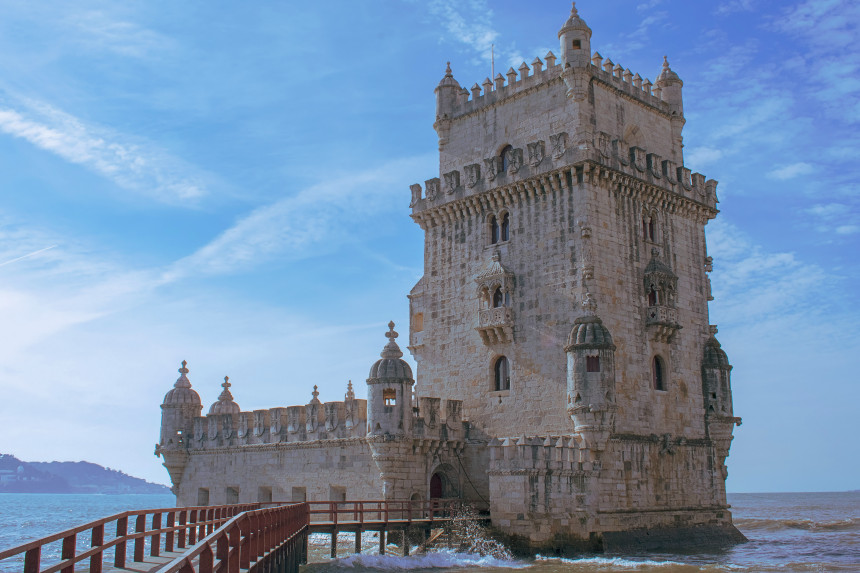 Dónde ir una semana de vacaciones - Torre de Belém en Lisboa