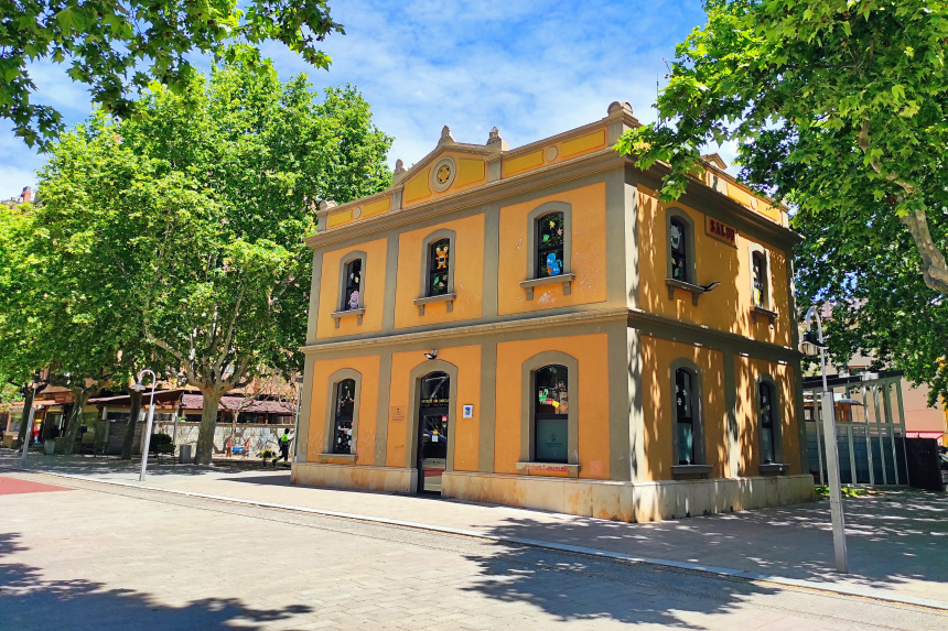 Antigua estación del Carrilet