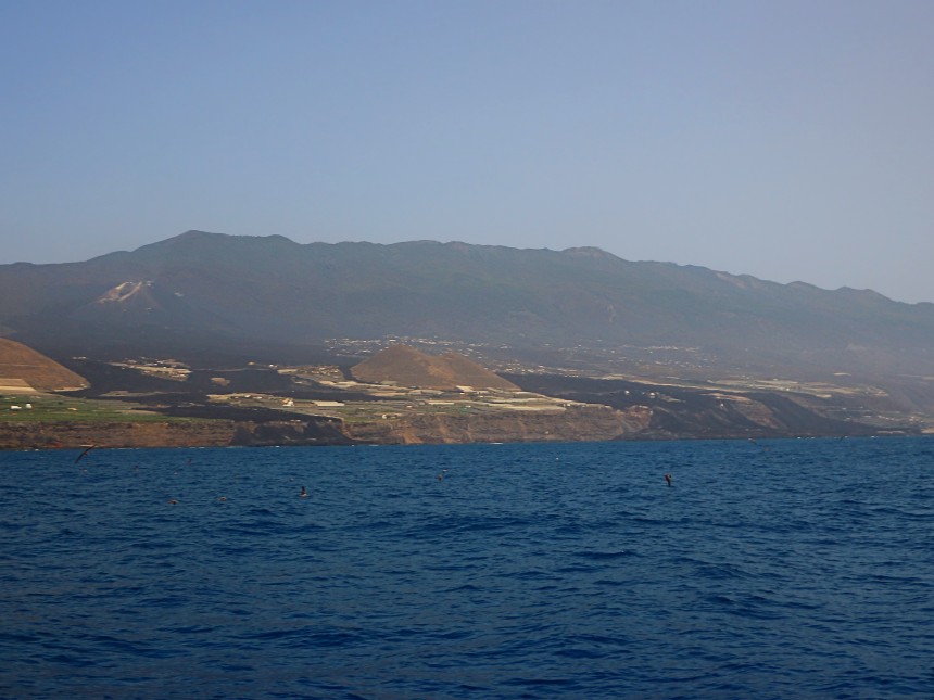Terreno ganado al mar por la erupción del nuevo volcán de La Palma