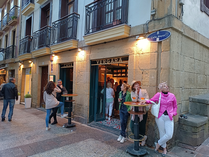 De pintxos por San Sebastián